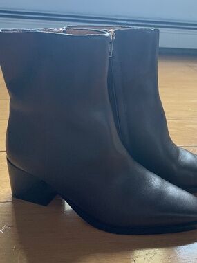 Madewell Brown Leather Ankle Boots in 5.5
